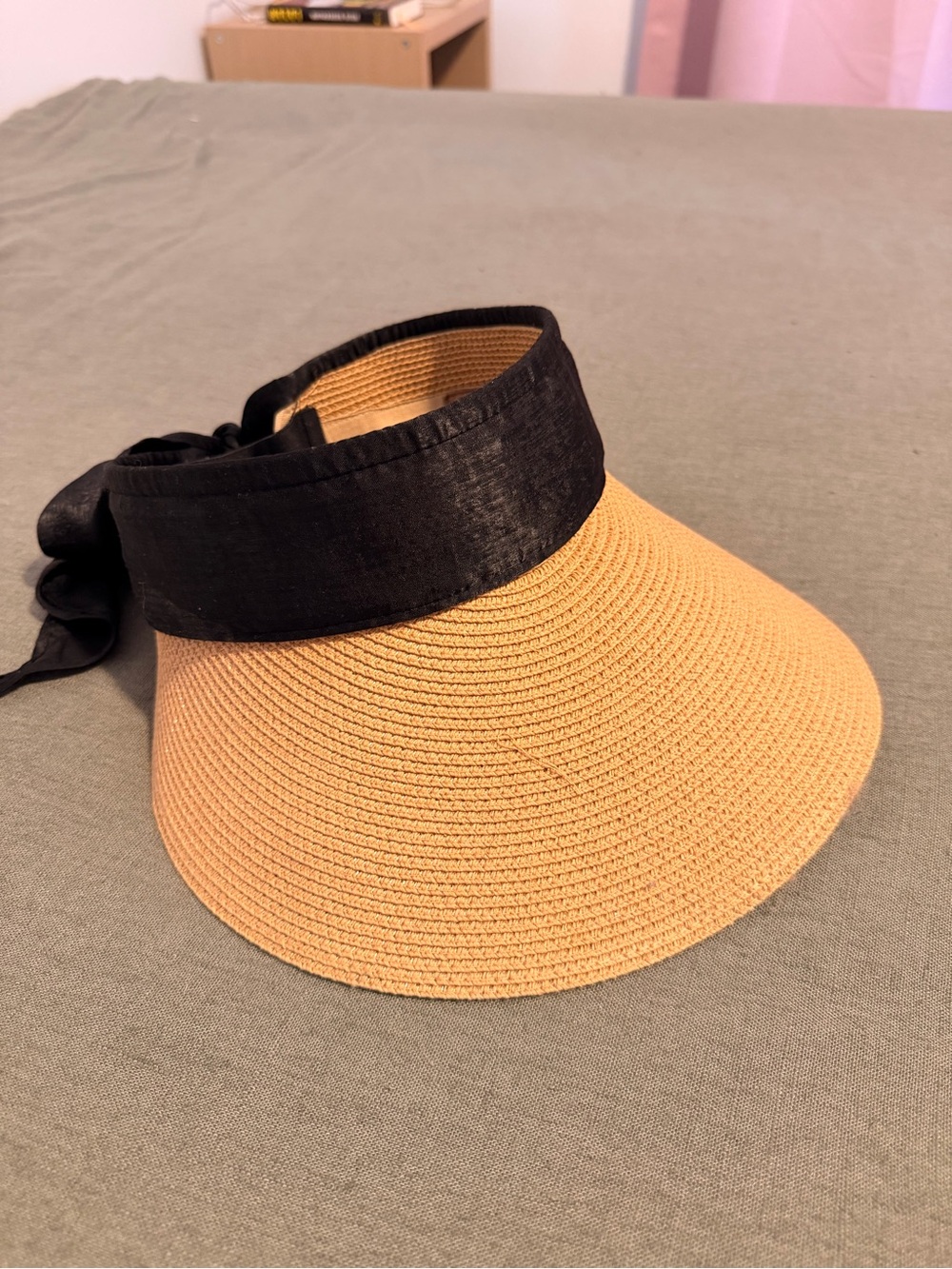 Women’s Tan Straw Visor with Black Ribbon Band